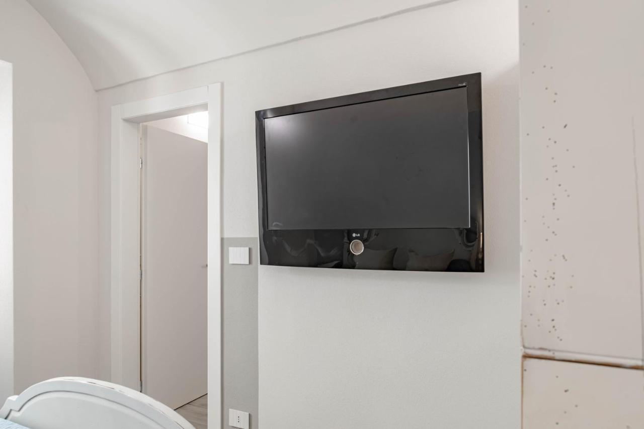 H11 Piccola Perla A Un Passo Dal Mare Appartement Santo Stefano al Mare Buitenkant foto