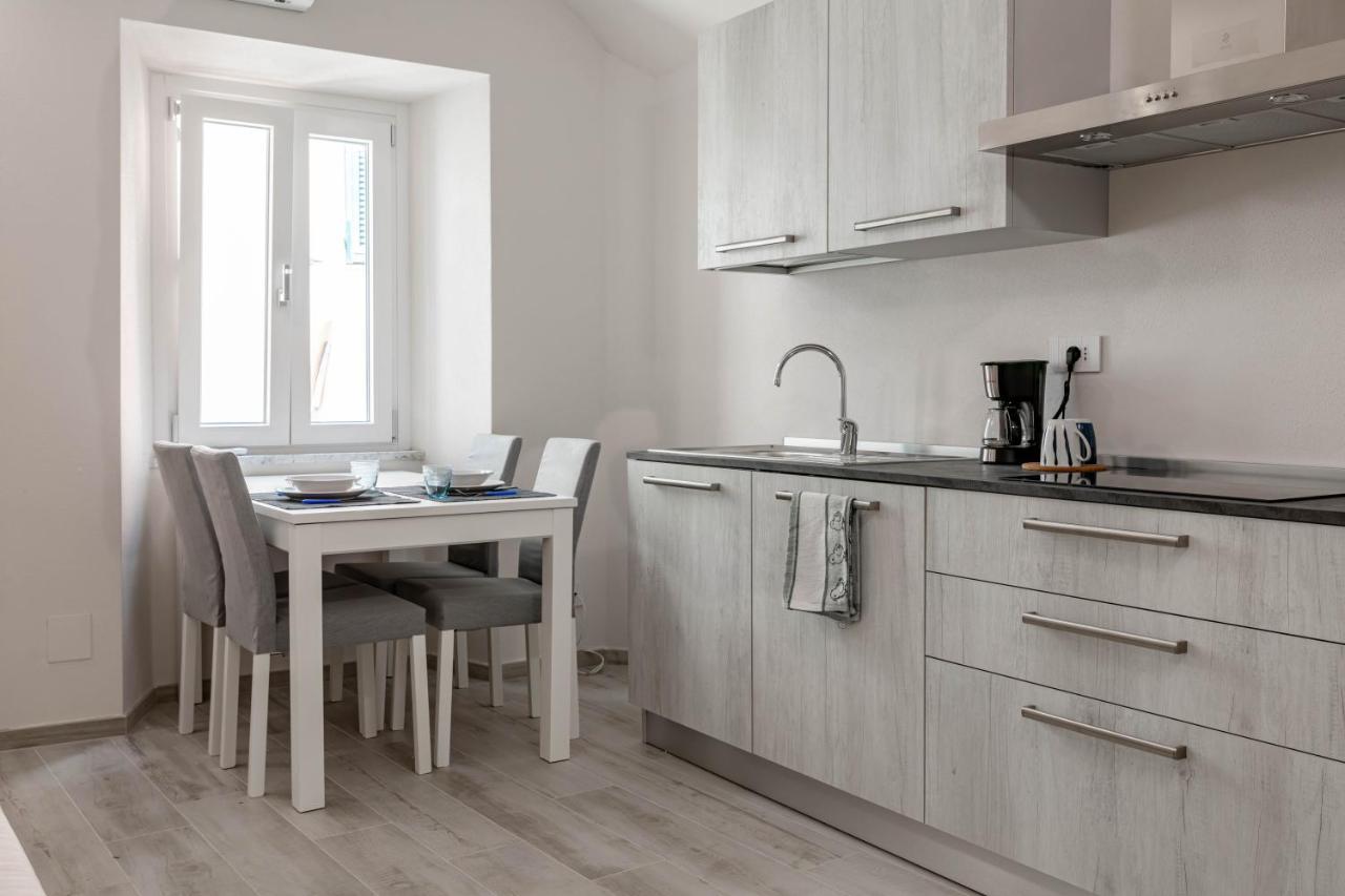 H11 Piccola Perla A Un Passo Dal Mare Appartement Santo Stefano al Mare Buitenkant foto